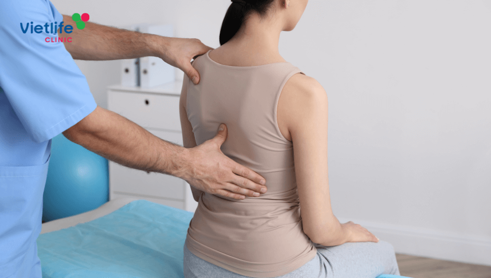 Vật lý trị liệu điều trị vẹo cột sống