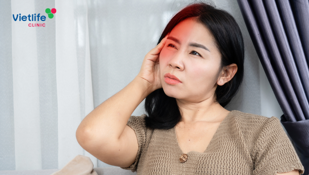 Triệu chứng đau đầu cụm